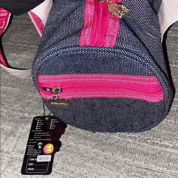 Handbag - Picture 4 of 5